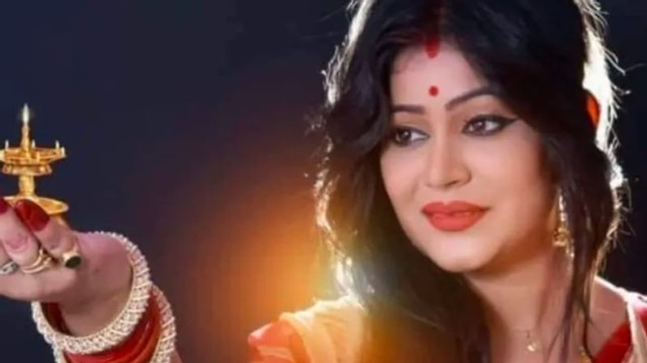 Rajeswari Ray: యువ నటిని కబళించిన క్యాన్సర్.. పిన్న వయసులోనే మృతి Rajeswari Ray: యువ నటిని కబళించిన క్యాన్సర్.. పిన్న వయసులోనే మృతి