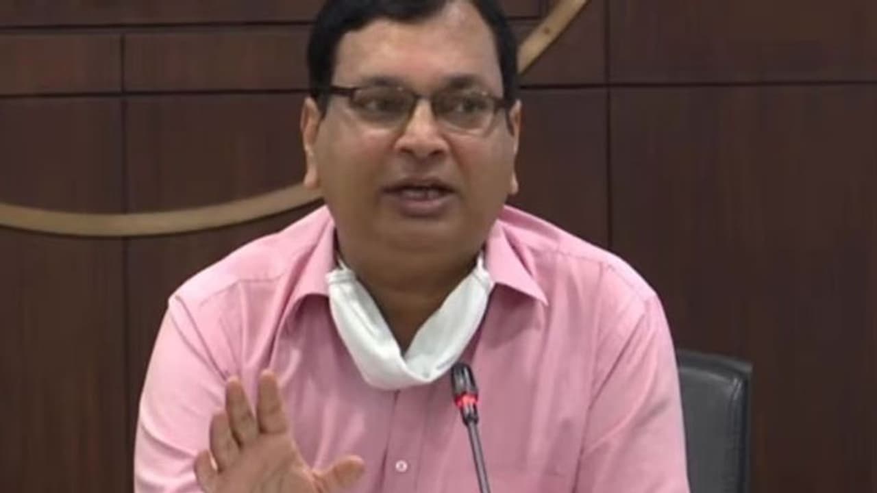 पीएमओ से हुई यूपी अपर मुख्य सचिव स्वास्थ्य के खिलाफ शिकायत, जांच के आदेश पीएमओ से हुई यूपी अपर मुख्य सचिव स्वास्थ्य के खिलाफ शिकायत, जांच के आदेश