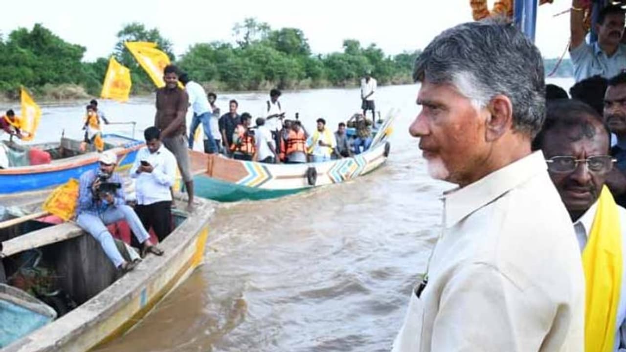 వివాదం వేళ.. పోలవరం ముంపు ప్రాంతాల పర్యటనకు చంద్రబాబు, భద్రాద్రిలో బస... షెడ్యూల్ ఇదే వివాదం వేళ.. పోలవరం ముంపు ప్రాంతాల పర్యటనకు చంద్రబాబు, భద్రాద్రిలో బస... షెడ్యూల్ ఇదే