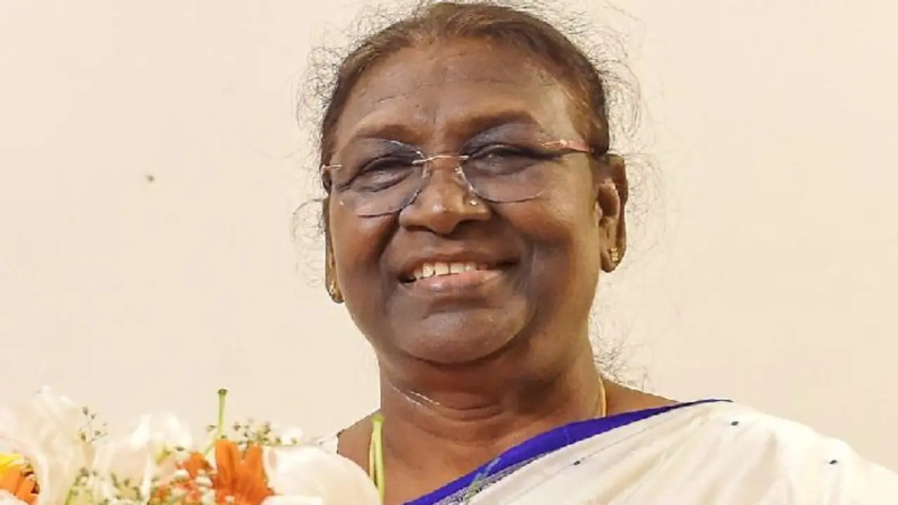 রাষ্ট্রপতি নির্বাচনে বঙ্গের ৭১ বিধায়কের ভোট দ্রৌপদী মুর্মুকে, বাড়তি ১টি ভোট কি তৃণমূলের পক্ষ থেকে? রাষ্ট্রপতি নির্বাচনে বঙ্গের ৭১ বিধায়কের ভোট দ্রৌপদী মুর্মুকে, বাড়তি ১টি ভোট কি তৃণমূলের পক্ষ থেকে?