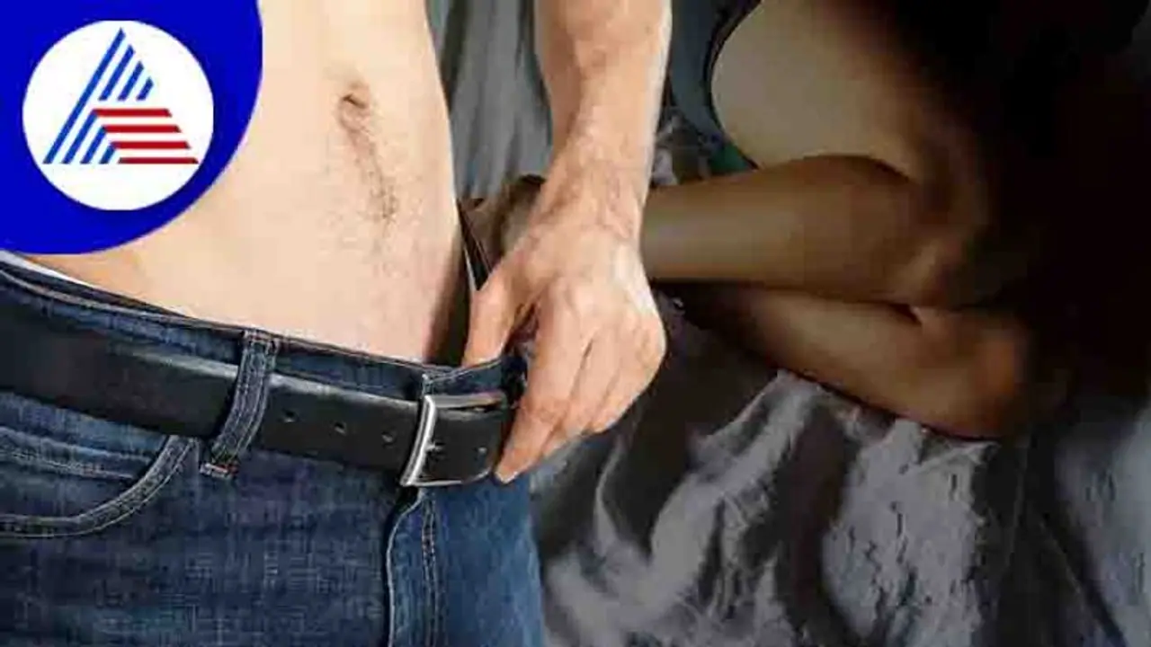 சுய இன்பம் காணும் போது பிறப்புறுப்பில் ரத்தக் கசிவா? ஆண்களே உஷார்..!! சுய இன்பம் காணும் போது பிறப்புறுப்பில் ரத்தக் கசிவா? ஆண்களே உஷார்..!!