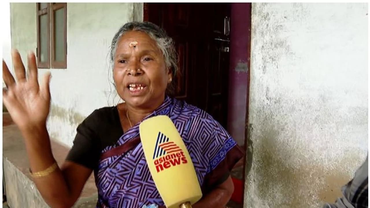 'அய்யப்பனும் கோஷியும்' படத்திற்கு தேசிய விருது வாங்கிய பழங்குடி பெண் நஞ்சியம்மா யார் தெரியுமா? 'அய்யப்பனும் கோஷியும்' படத்திற்கு தேசிய விருது வாங்கிய பழங்குடி பெண் நஞ்சியம்மா யார் தெரியுமா?