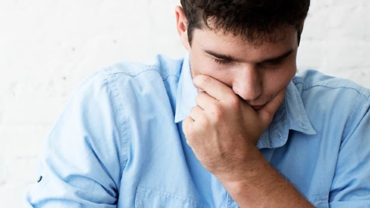 World Brain Day 2022 : ആളുകളോട് സംസാരിക്കാനും ഇടപെടാനും ഇഷ്ടമില്ല? തലച്ചോറിന് 'പണി' വരാതെ നോക്കണേ...