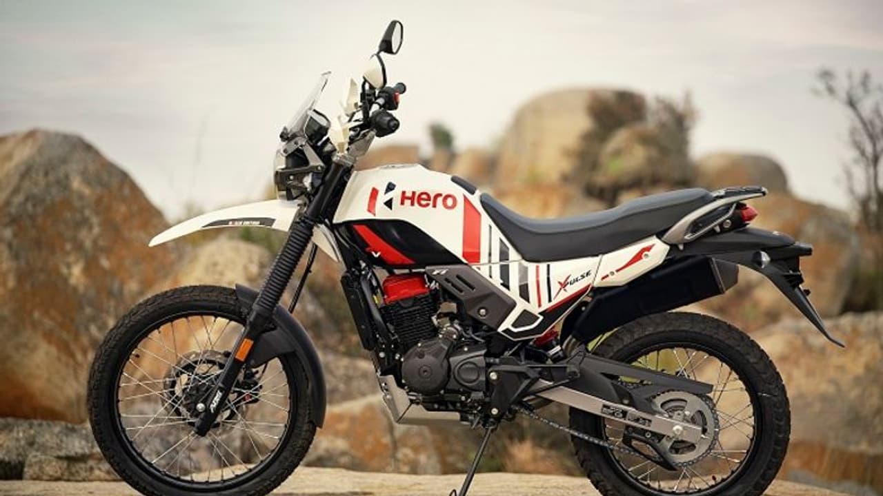 ಕನ್ನಡಿಗ ಸಿಎಸ್ ಸಂತೋಷ್ ಆಟೋಗ್ರಾಫ್ ಇರುವ ಹೀರೋ XPULSE 200 4V ಬೈಕ್ ಬಿಡುಗಡೆ! ಕನ್ನಡಿಗ ಸಿಎಸ್ ಸಂತೋಷ್ ಆಟೋಗ್ರಾಫ್ ಇರುವ ಹೀರೋ XPULSE 200 4V ಬೈಕ್ ಬಿಡುಗಡೆ!