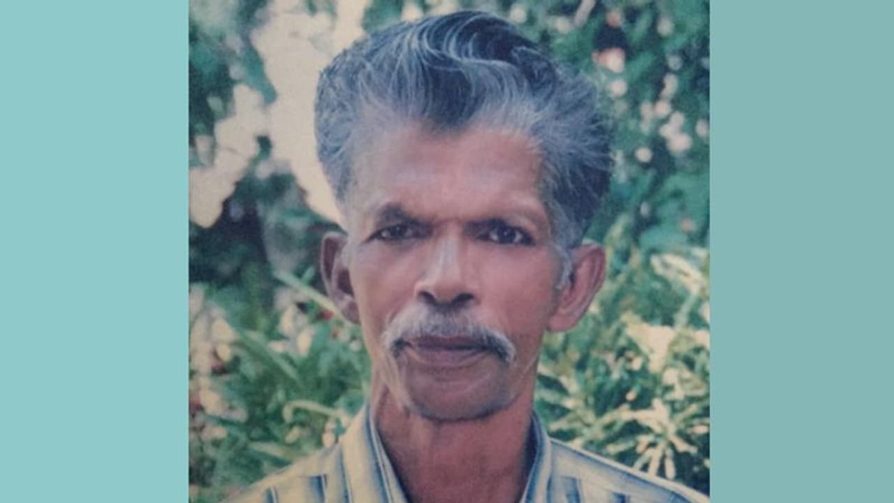 അച്ഛനും മകനും സഞ്ചരിച്ച സ്‌കൂട്ടറിൽ കെഎസ്ആർടിസി ബസിടിച്ചു, പിതാവ് മരിച്ചു