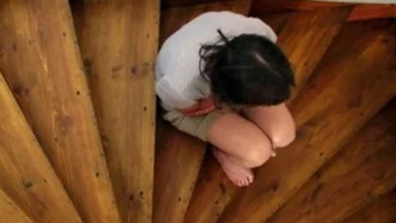 मध्य प्रदेश में 5वीं क्लास की छात्रा गर्भवती, सच सामने आया तो परिवार के उड़ गए होश मध्य प्रदेश में 5वीं क्लास की छात्रा गर्भवती, सच सामने आया तो परिवार के उड़ गए होश