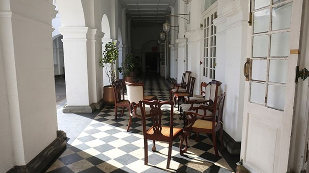 Over 1,000 artefacts missing from Sri Lanka's Presidential Palace, PM's official residence