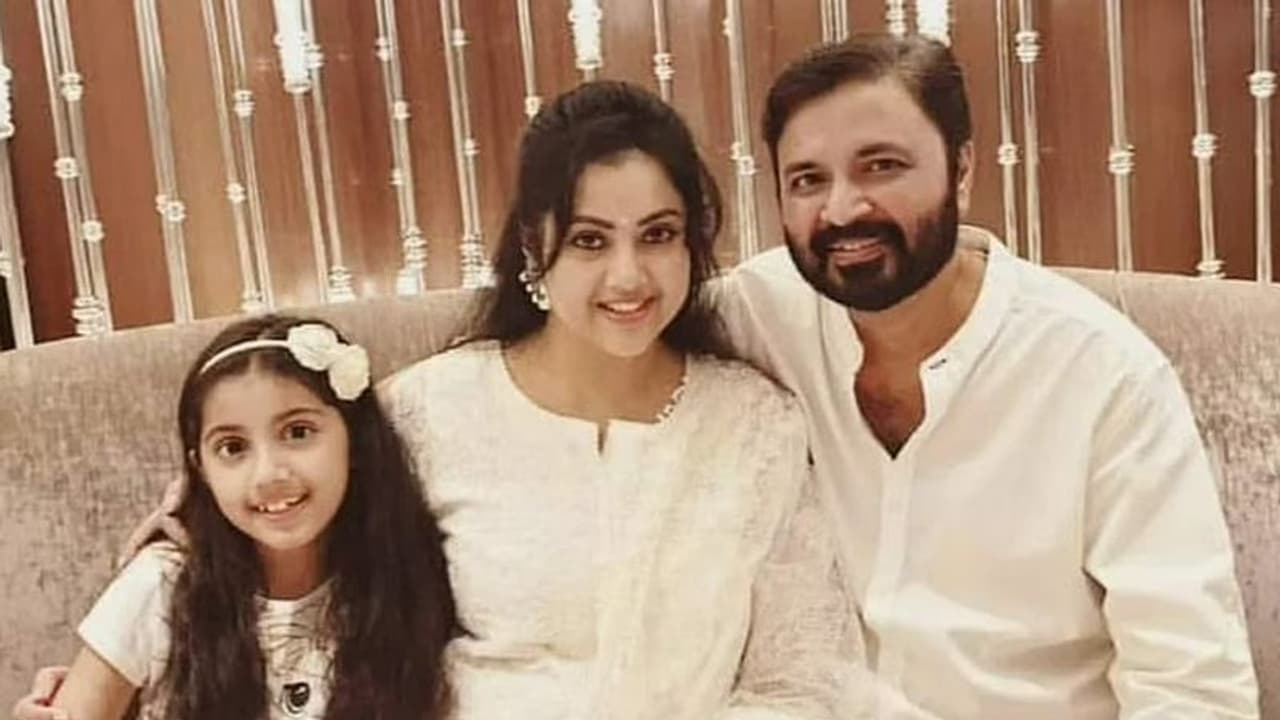 'ഭർത്താവ് മരിച്ചെന്ന് ഇപ്പോഴും വിശ്വസിക്കാനായിട്ടില്ല, എങ്ങനെ ഇത്തരമൊരു കിംവദന്തി പരത്തുന്നു': മീന