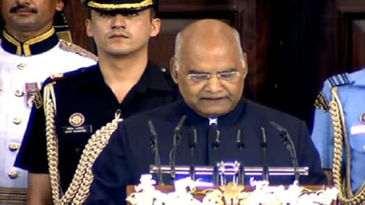 ರಾಷ್ಟ್ರಪತಿ ಕೋವಿಂದ್‌ಗೆ ಅವಮಾನ ಮಾಡಿದ್ರಾ ಮೋದಿ? AAP ಆರೋಪಕ್ಕೆ ಅಸಲಿ ವಿಡಿಯೋ ಬಹಿರಂಗ ಪಡಿಸಿದ ಬಿಜೆಪಿ!