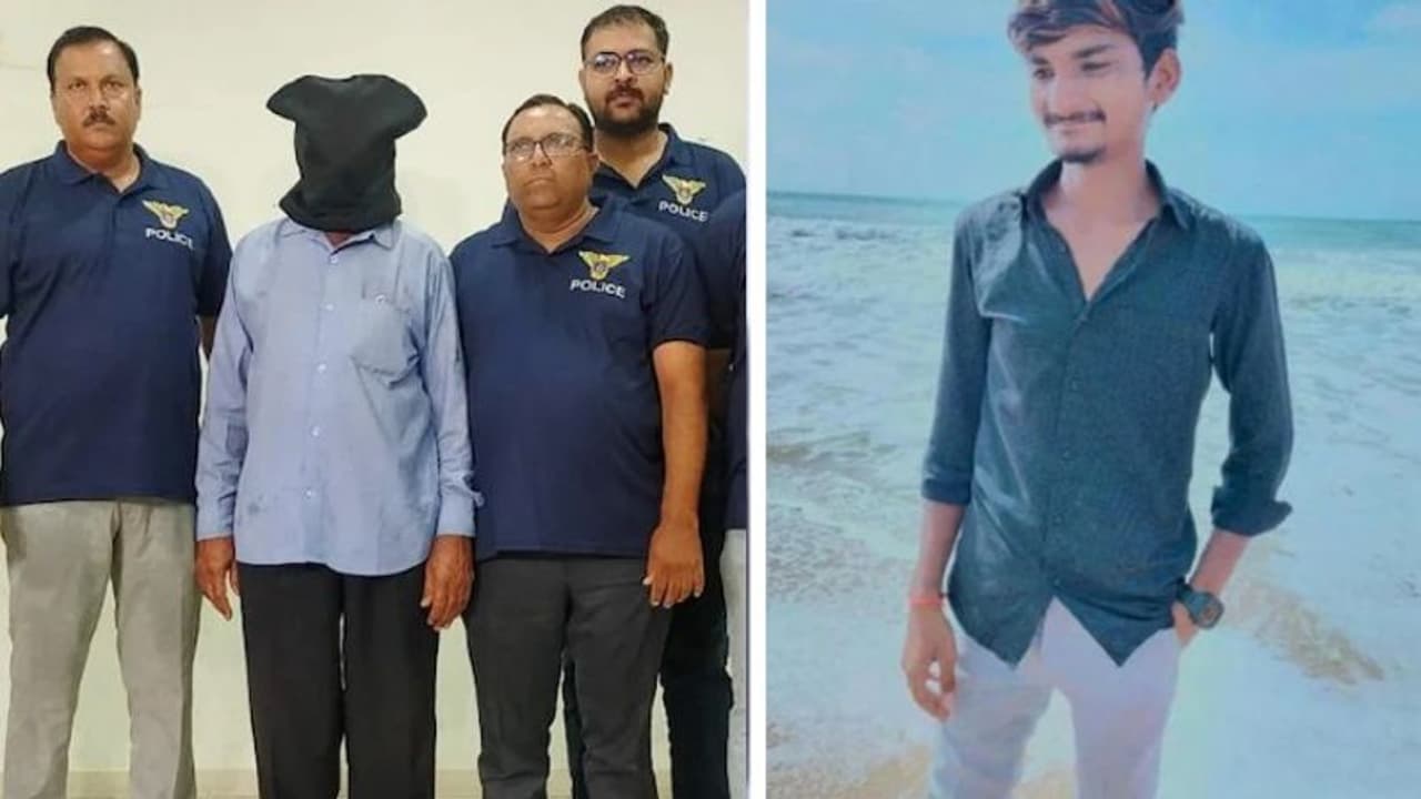 पिता ने 21 साल के बेटे को ग्राइंडर से काटा: सब्जी की तरह किए छोटे छोटे पीस...कहीं धड़ तो कहीं फेंका सिर पिता ने 21 साल के बेटे को ग्राइंडर से काटा: सब्जी की तरह किए छोटे छोटे पीस...कहीं धड़ तो कहीं फेंका सिर