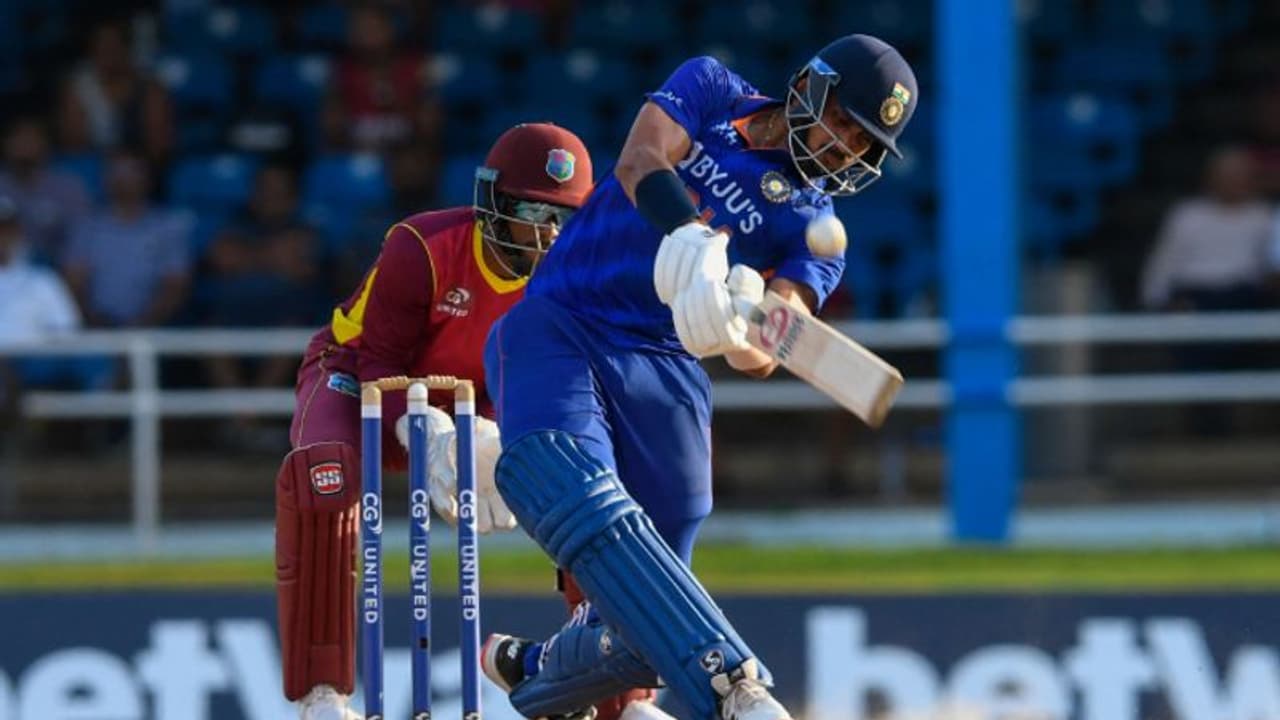 അക്ഷർ, ശ്രേയസ്, സഞ്ജു.... വിൻഡീസിനെ കെട്ടുകെട്ടിച്ച് ഇന്ത്യക്ക് ജയം, പരമ്പര അക്ഷർ, ശ്രേയസ്, സഞ്ജു.... വിൻഡീസിനെ കെട്ടുകെട്ടിച്ച് ഇന്ത്യക്ക് ജയം, പരമ്പര