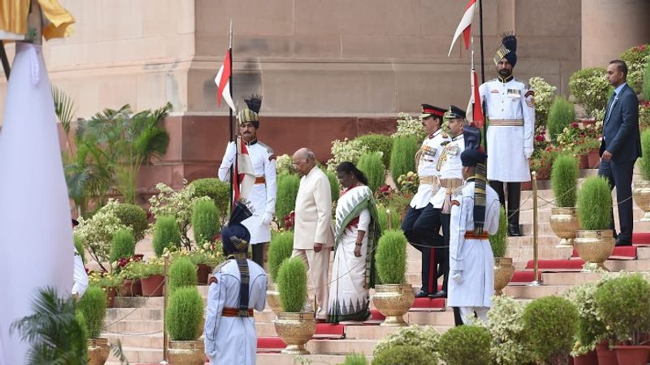 ஓய்வு பெற்றார் ராம்நாத் கோவிந்த்..! மத்திய அரசு ஒதுக்கிய பங்களா எங்கிருக்கிறது என தெரியுமா..? ஓய்வு பெற்றார் ராம்நாத் கோவிந்த்..! மத்திய அரசு ஒதுக்கிய பங்களா எங்கிருக்கிறது என தெரியுமா..?