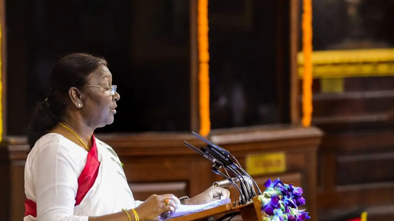 NCW sends notice to Congress leader Udit Raj over his 'chamchagiri' remark NCW sends notice to Congress leader Udit Raj over his 'chamchagiri' remark