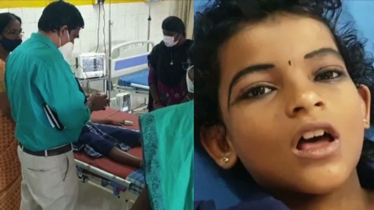 ക്ലാസ് മുറിക്കകത്ത് വിഷപ്പാമ്പ്, നാലാം ക്ലാസ് വിദ്യാർത്ഥിനിയുടെ കാലിൽ ചുറ്റി