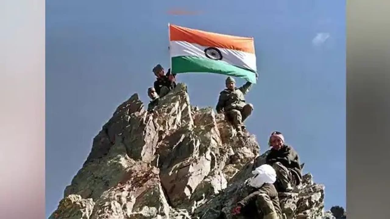 ‘কার্গিল অপারেশন উদযাপনের প্রয়োজন ছিল না’, কংগ্রেস সাংসদের মন্তব্য নিয়ে সরব বিজেপি ‘কার্গিল অপারেশন উদযাপনের প্রয়োজন ছিল না’, কংগ্রেস সাংসদের মন্তব্য নিয়ে সরব বিজেপি