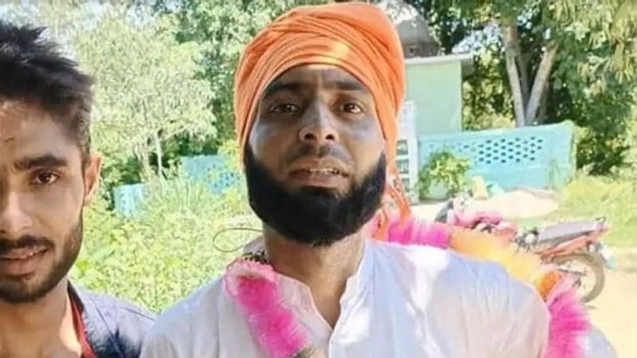 बिजनौर: मजार तोड़ने वाले मुस्लिम भाइयों से पूछताछ के बाद निकाली गई वाट्सऐप चैट हिस्ट्री, हर एंगल से जांच जारी