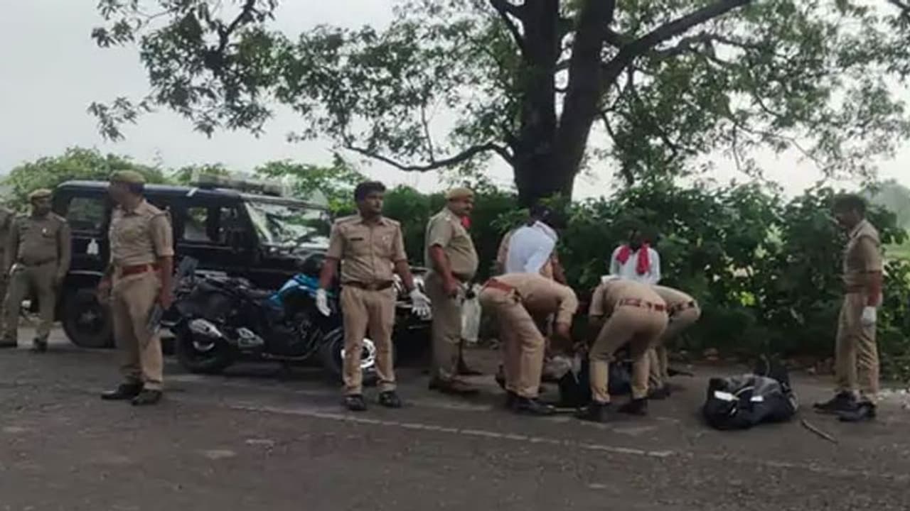 सुल्तानपुर: रोकने का इशारा करने पर ट्रक ड्राइवर ने बढ़ाई स्पीड, ARTO प्रवर्तन दल के सिपाही और ड्राइवर की मौत