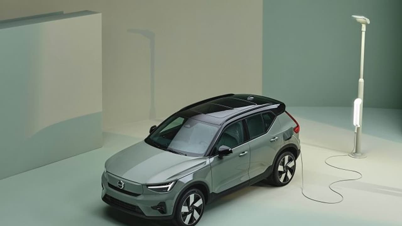 335 കിമീ മൈലേജ്, സെഗ്മെന്‍റില്‍ രാജ്യത്തെ ഏറ്റവും വിലക്കുറവ്, അത് പോരെ അളിയാ..?!