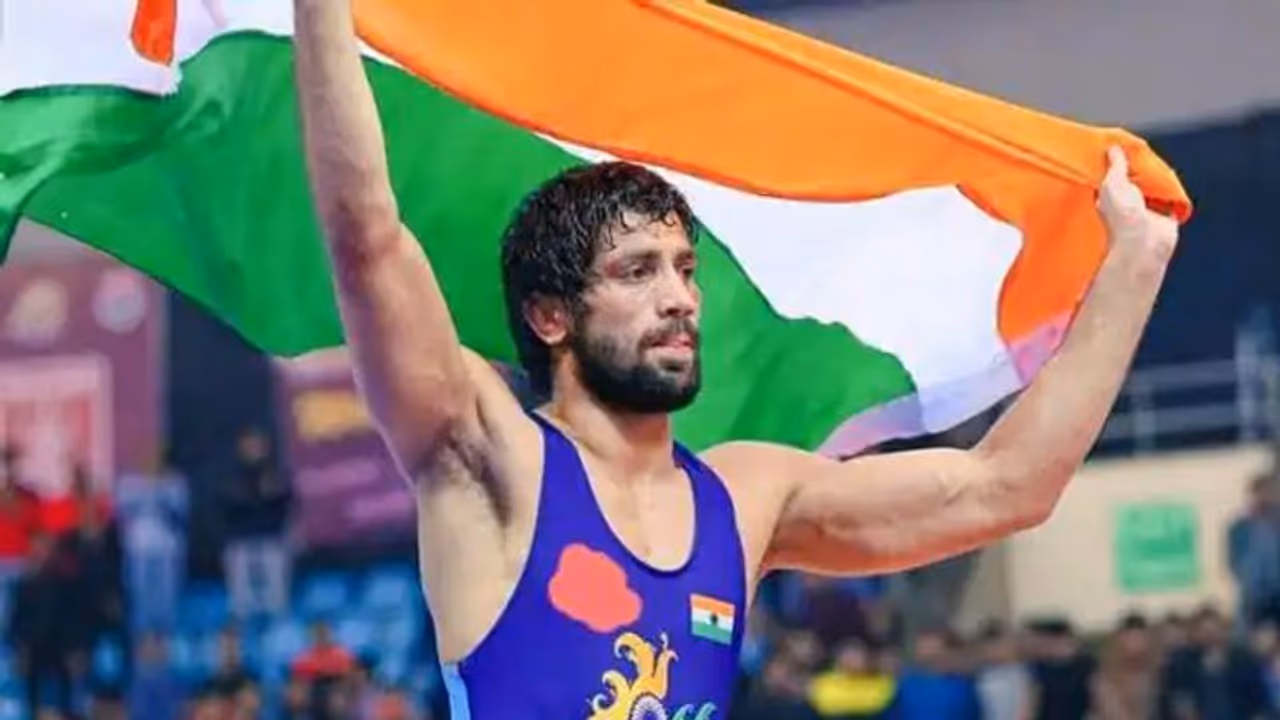 টোকিওর আক্ষেপ মিটল বার্মিংহ্যামে, কুস্তিতে সোনা জিতলেন রবি কুমার দাহিয়া টোকিওর আক্ষেপ মিটল বার্মিংহ্যামে, কুস্তিতে সোনা জিতলেন রবি কুমার দাহিয়া