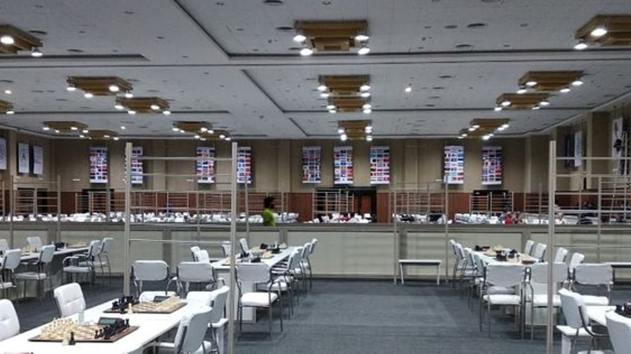 செஸ் ஒலிம்பியாட் போட்டி. நாளை பிரம்மாண்டமான தொடக்க விழா.. தயார் நிலையில் செஸ் விளையாட்டு அரங்கம்