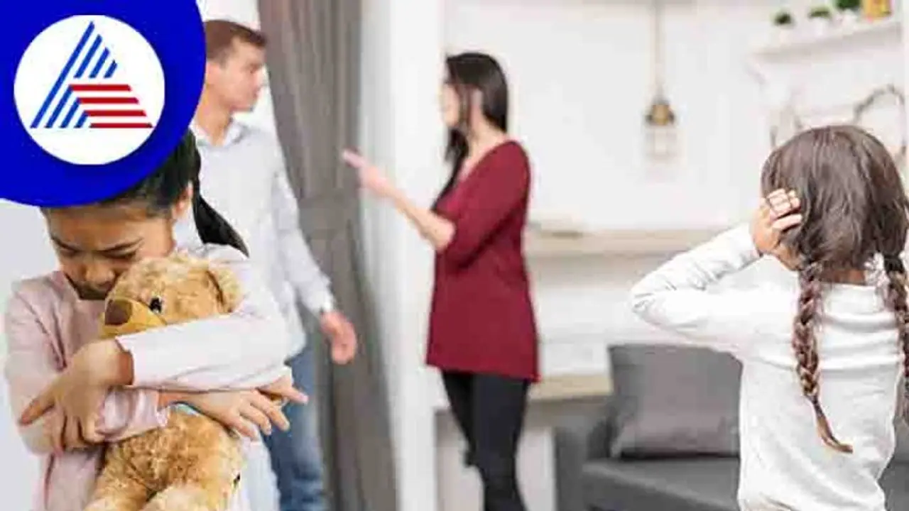 ಮಕ್ಕಳ ಮುಂದೆ ಮಾತನಾಡುವಾಗ ಪೋಷಕರು ಹುಷಾರಾಗಿರಬೇಕು! ಮಕ್ಕಳ ಮುಂದೆ ಮಾತನಾಡುವಾಗ ಪೋಷಕರು ಹುಷಾರಾಗಿರಬೇಕು!