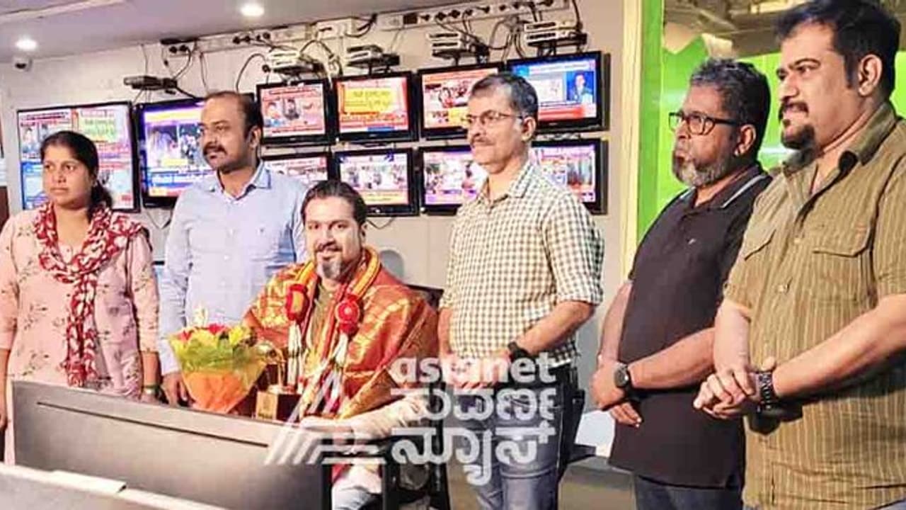 ಏಷ್ಯಾನೆಟ್ ತಂಡದೊಂದಿಗೆ ಗ್ರ್ಯಾಮಿ ವಿಜೇತ: ಸಂಗೀತವನ್ನು ನೋಡುವ ದೃಷ್ಟಿಕೋನ ಬದಲಾಗಬೇಕು ಎಂದ ರಿಕ್ಕಿ ಕೇಜ್ ಏಷ್ಯಾನೆಟ್ ತಂಡದೊಂದಿಗೆ ಗ್ರ್ಯಾಮಿ ವಿಜೇತ: ಸಂಗೀತವನ್ನು ನೋಡುವ ದೃಷ್ಟಿಕೋನ ಬದಲಾಗಬೇಕು ಎಂದ ರಿಕ್ಕಿ ಕೇಜ್