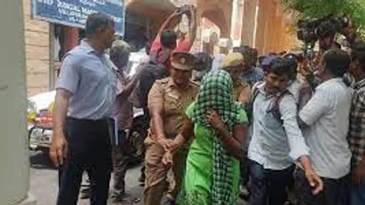  கள்ளக்குறிச்சி மாணவி மரண வழக்கு.. கைது செய்யப்பட்ட 5 பேருக்கு ஜாமீன் வழங்க நீதிமன்றம் மறுப்பு