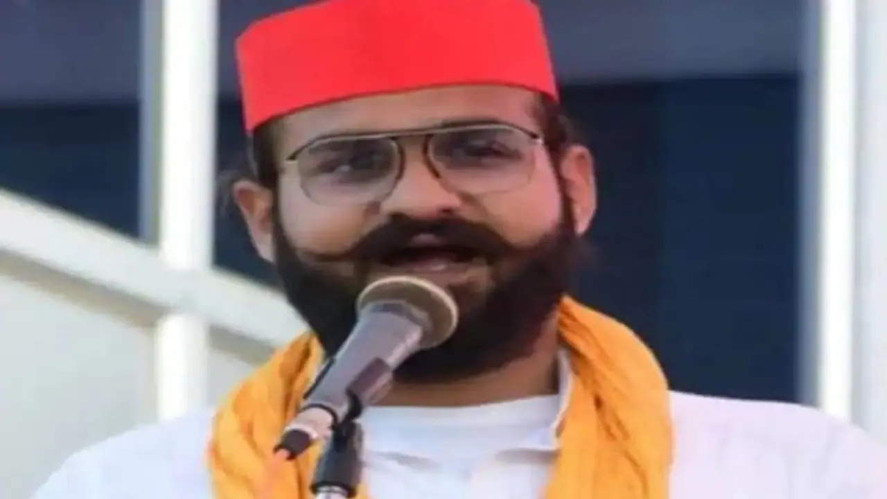 अब्बास अंसारी को 25 अगस्त तक गिरफ्तार करने का आदेश, मजबूत नेटवर्क के सामने फेल साबित हो रही लखनऊ पुलिस अब्बास अंसारी को 25 अगस्त तक गिरफ्तार करने का आदेश, मजबूत नेटवर्क के सामने फेल साबित हो रही लखनऊ पुलिस