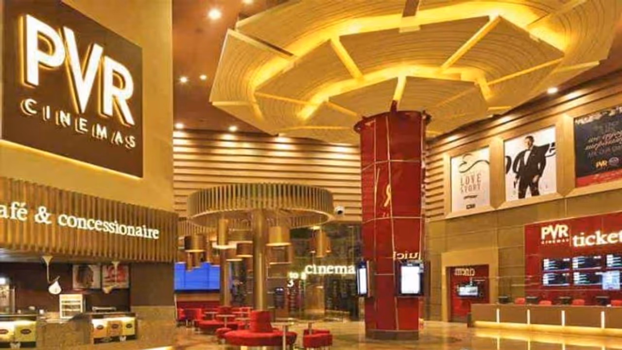 699 രൂപയ്ക്ക് ഒരു മാസം 10 സിനിമ വരെ കാണാം; പിവിആറിന്റെ വന് ഓഫര്.! 699 രൂപയ്ക്ക് ഒരു മാസം 10 സിനിമ വരെ കാണാം; പിവിആറിന്റെ വന് ഓഫര്.!