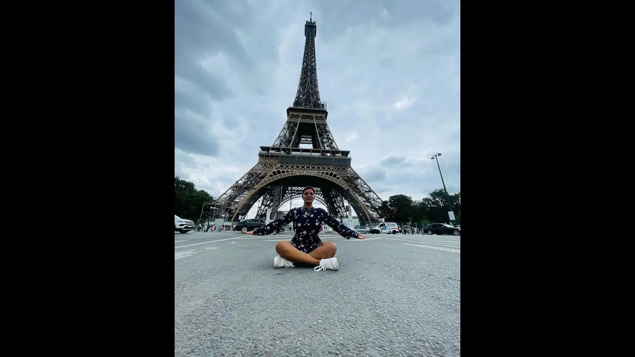 2 dead, four injured in Paris shooting; gunman arrested