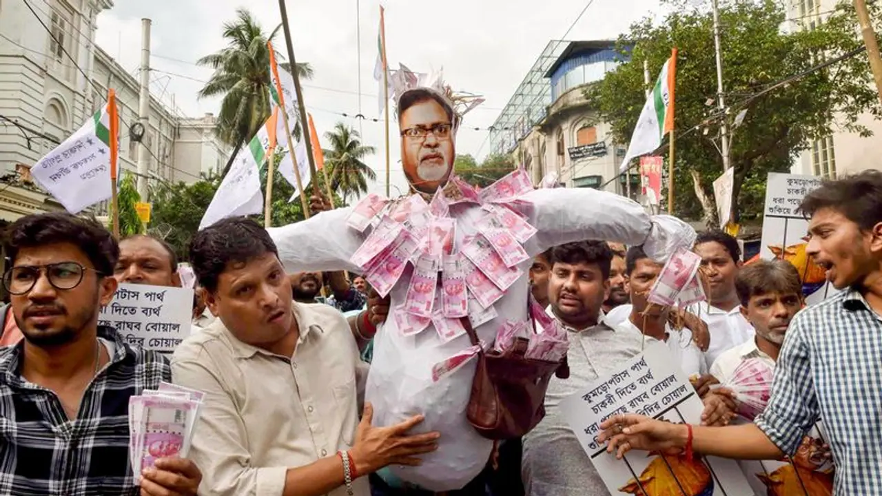 WB SSC recruitment scam: Arrested leader Partha Chatterjee suspended from TMC WB SSC recruitment scam: Arrested leader Partha Chatterjee suspended from TMC