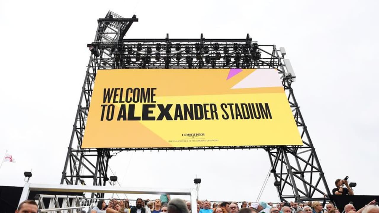 കോമണ്‍വെല്‍ത്ത് ഗെയിംസ് ഉദ്ഘാടന ചടങ്ങിലേക്ക് കണ്ണുനട്ട് കായികലോകം, ഇന്ത്യയെ നയിക്കാന്‍ സിന്ധുവും മന്‍പ്രീതും