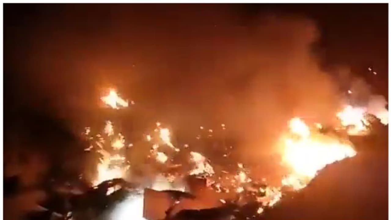 కూలిపోయిన యుద్ధ విమానం.. రాజస్తాన్లో ప్రమాదం.. ఇద్దరు పైలట్లు దుర్మరణం! కూలిపోయిన యుద్ధ విమానం.. రాజస్తాన్లో ప్రమాదం.. ఇద్దరు పైలట్లు దుర్మరణం!