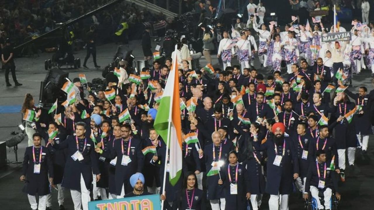 ‌CWG 2022 : കോമണ്‍വെല്‍ത്ത് ഗെയിംസിന് കൊടിയുയർന്നു; ഇം​ഗ്ലീഷ് മണ്ണിൽ ത്രിവർണ പതാകയേന്തി സിന്ധുവും മൻപ്രീതും