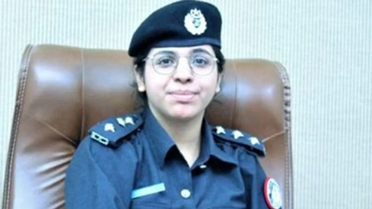 வரலாற்றில் முதல் முறை... பாகிஸ்தான் டிஎஸ்பியாக ஒரு இந்து பெண் பதவியேற்பு!!