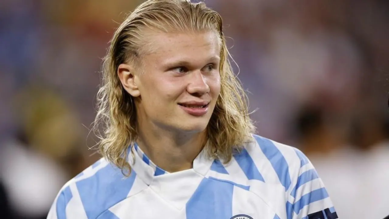 Haaland receives bold 28 day loan bid from 7th tier Ashton United; here's what City fans want him to do Haaland receives bold 28 day loan bid from 7th tier Ashton United; here's what City fans want him to do