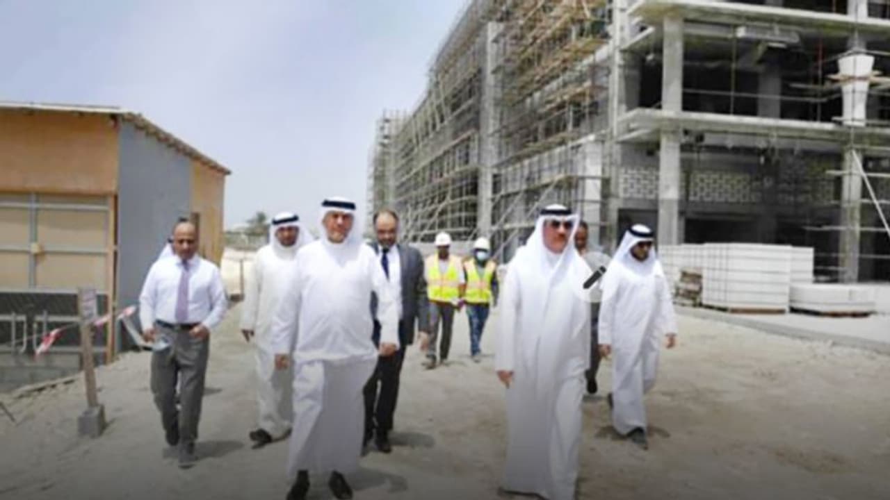 ഉച്ചവിശ്രമ നിയമം ലംഘിച്ച 16 കമ്പനികളെ കണ്ടെത്തി; മന്ത്രിയുടെ നേതൃത്വത്തിലും പരിശോധന ഉച്ചവിശ്രമ നിയമം ലംഘിച്ച 16 കമ്പനികളെ കണ്ടെത്തി; മന്ത്രിയുടെ നേതൃത്വത്തിലും പരിശോധന