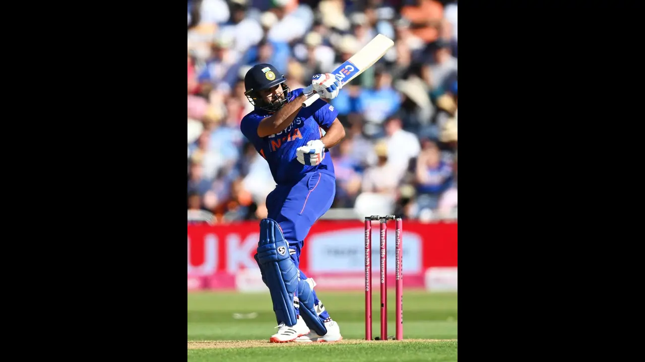 ഫിറ്റ്‌നസ് പോരാ; രോഹിത് ശര്‍മ്മ, റിഷഭ് പന്ത്, കെ എല്‍ രാഹുല്‍ എന്നിവരെ കടന്നാക്രമിച്ച് പാക് മുന്‍താരം