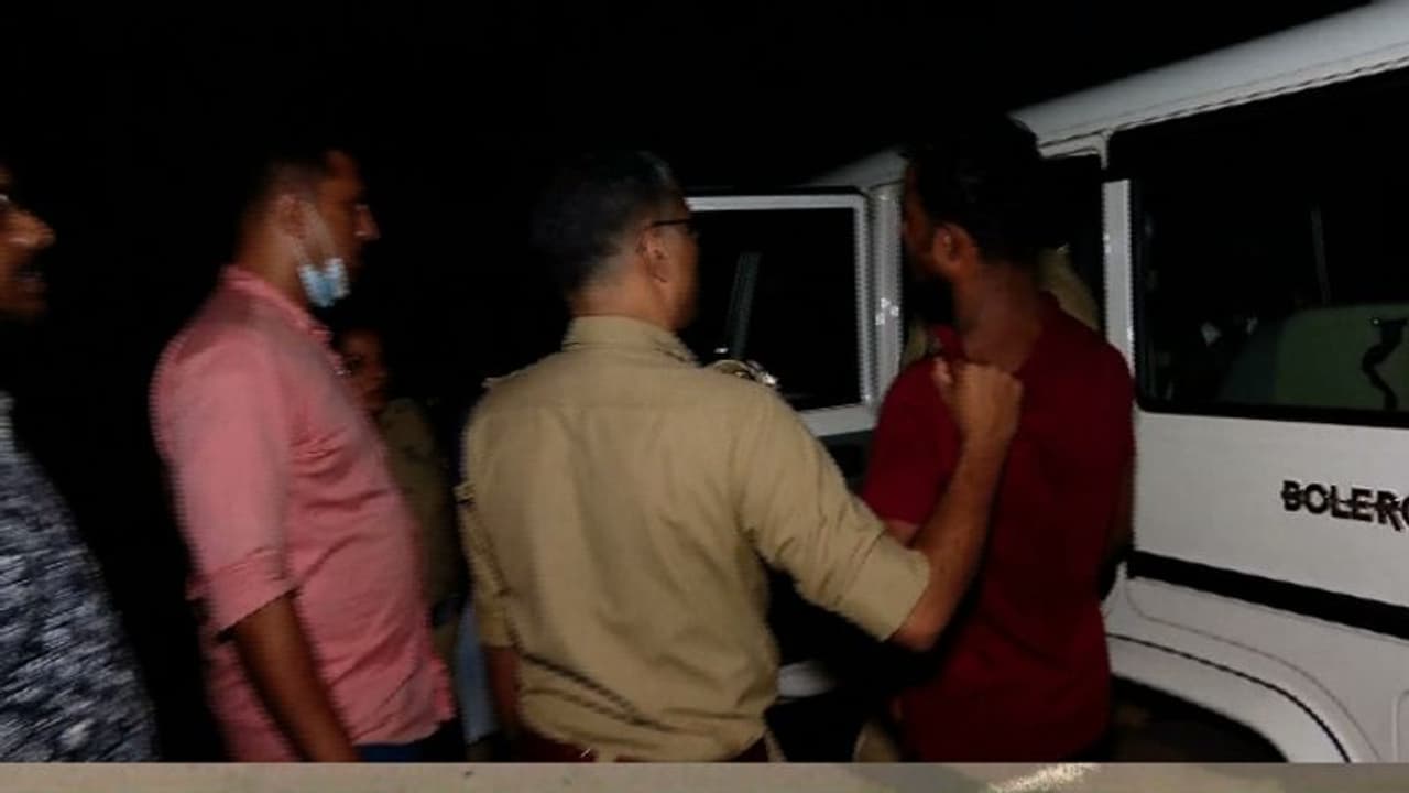 പന്തിരിക്കരയിലെ തട്ടിക്കൊണ്ടുപോകല്‍: പിന്നില്‍ കൈതപ്പൊയില്‍ സ്വദേശിയുടെ നേതൃത്വത്തിലുള്ള സംഘമെന്ന് സൂചന