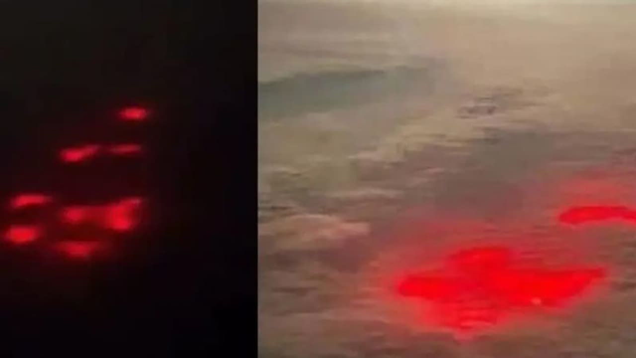 திடீரென தோன்றிய சிவப்பு ஒளி.. பதறிய விமானி அட்லாண்டிக் கடலில் வினோத சம்பவம்..! திடீரென தோன்றிய சிவப்பு ஒளி.. பதறிய விமானி அட்லாண்டிக் கடலில் வினோத சம்பவம்..!