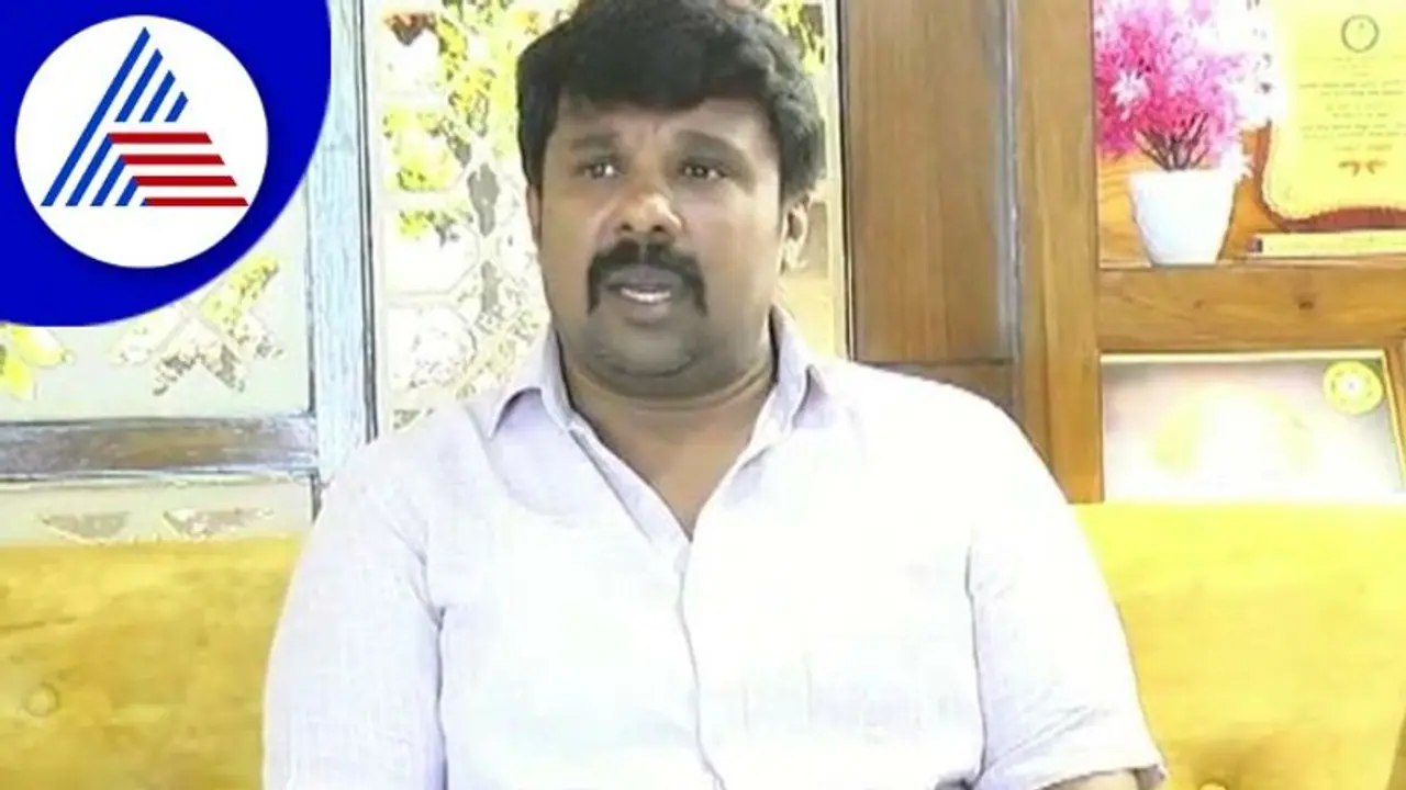 ಸಂವಿಧಾನ ವಿಷಯಕ್ಕೆ ಬಂದ್ರೆ ಅನಂತಕುಮಾರ್ ಅಡ್ರೆಸ್ ಇರಲ್ಲಾ: ಮಾಜಿ ಸಚಿವ ರಾಜೂಗೌಡ ಸಂವಿಧಾನ ವಿಷಯಕ್ಕೆ ಬಂದ್ರೆ ಅನಂತಕುಮಾರ್ ಅಡ್ರೆಸ್ ಇರಲ್ಲಾ: ಮಾಜಿ ಸಚಿವ ರಾಜೂಗೌಡ