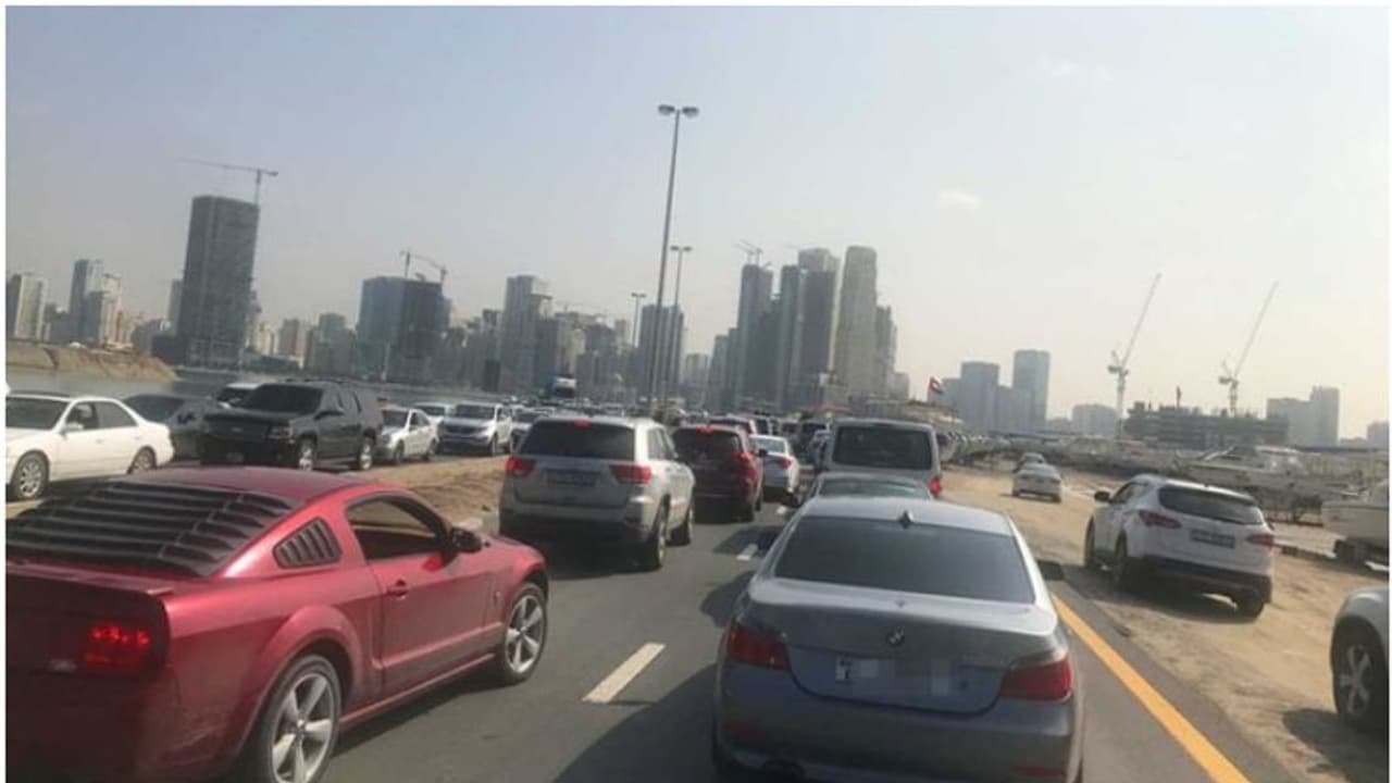 ഷാര്ജയില് ട്രാഫിക് പിഴയില് 50 ശതമാനം ഇളവ് നാളെ അവസാനിക്കും ഷാര്ജയില് ട്രാഫിക് പിഴയില് 50 ശതമാനം ഇളവ് നാളെ അവസാനിക്കും