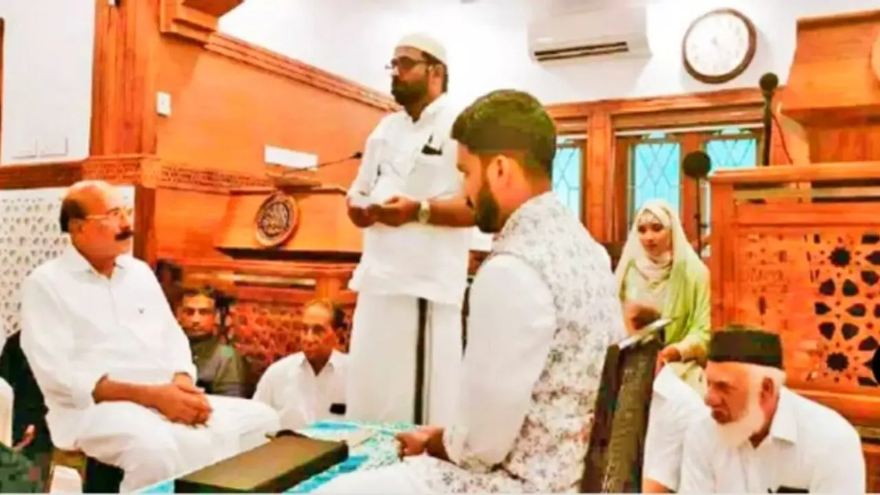 നിക്കാഹ് കർമത്തിന് സാക്ഷിയായി വധു: മഹർ വേദിയിൽ നിന്നും സ്വീകരിച്ച് ബഹ്ജ ദലീല നിക്കാഹ് കർമത്തിന് സാക്ഷിയായി വധു: മഹർ വേദിയിൽ നിന്നും സ്വീകരിച്ച് ബഹ്ജ ദലീല