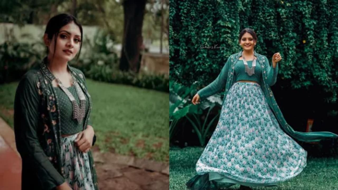 ലെഹങ്കയ്ക്കൊപ്പം പരമ്പരാഗത ആഭരണങ്ങള്; കിടിലൻ ഫോട്ടോഷൂട്ടുമായി ഗായത്രി ലെഹങ്കയ്ക്കൊപ്പം പരമ്പരാഗത ആഭരണങ്ങള്; കിടിലൻ ഫോട്ടോഷൂട്ടുമായി ഗായത്രി