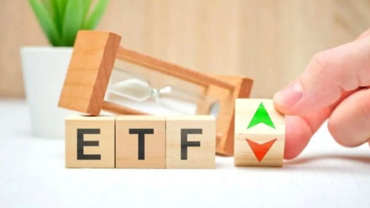 నేటి నుంచి Bharat Bond ETF ప్రారంభం, బ్యాంకు ఫిక్స్డ్ డిపాజిట్ కన్నా సెక్యూర్డ్, అధిక రిటర్న్ ఇచ్చే స్కీం ఇదే నేటి నుంచి Bharat Bond ETF ప్రారంభం, బ్యాంకు ఫిక్స్డ్ డిపాజిట్ కన్నా సెక్యూర్డ్, అధిక రిటర్న్ ఇచ్చే స్కీం ఇదే