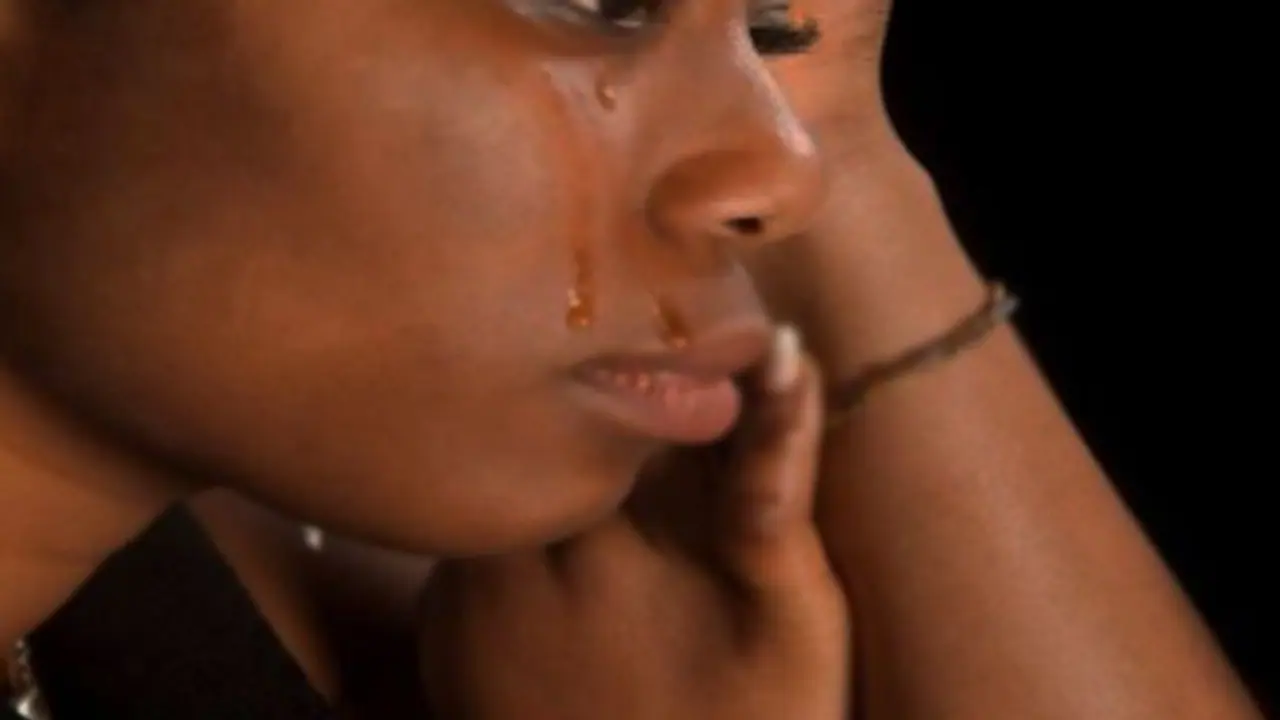 यहां पति के मरने के बाद महिला को अजनबी से करना पड़ता है सेक्स, विधवा को दी जाती है दिल दहलाने वाली यातना