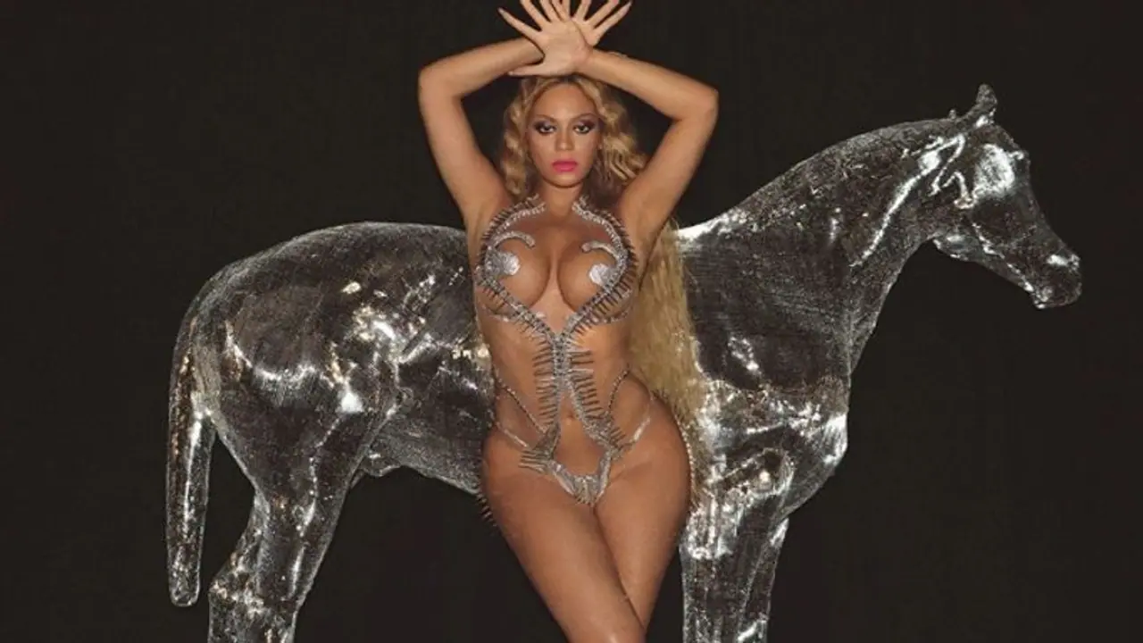 Video: Beyonce gets criticised for her song Heated's lyrics; song co written by Drake Video: Beyonce gets criticised for her song Heated's lyrics; song co written by Drake