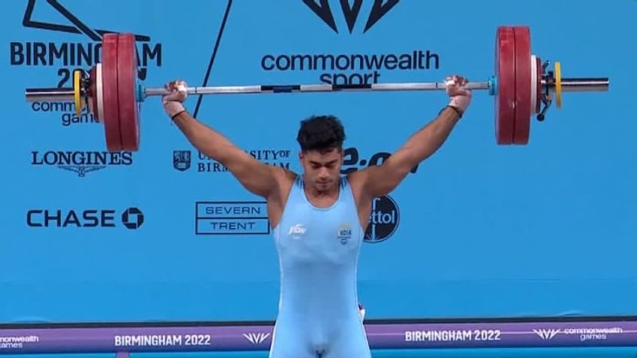 കോമണ്‍വെല്‍ത്ത് ഗെയിംസില്‍ ഇന്ത്യ സ്വര്‍ണവേട്ട തുടരുന്നു; ഭാരോദ്വഹനത്തില്‍ അചിന്തയ്ക്ക് സ്വര്‍ണം