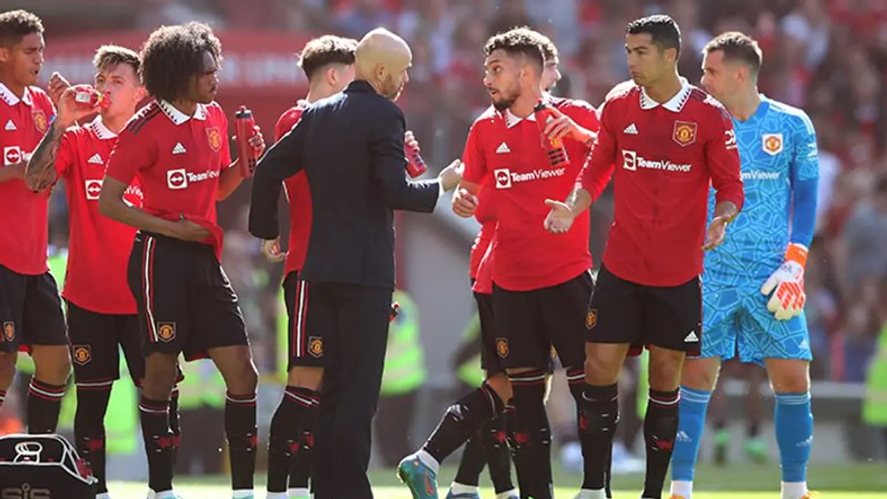 EPL 2022 23: Ten Hag hits out at journalist questioning Ronaldo's early exit against Vallecano