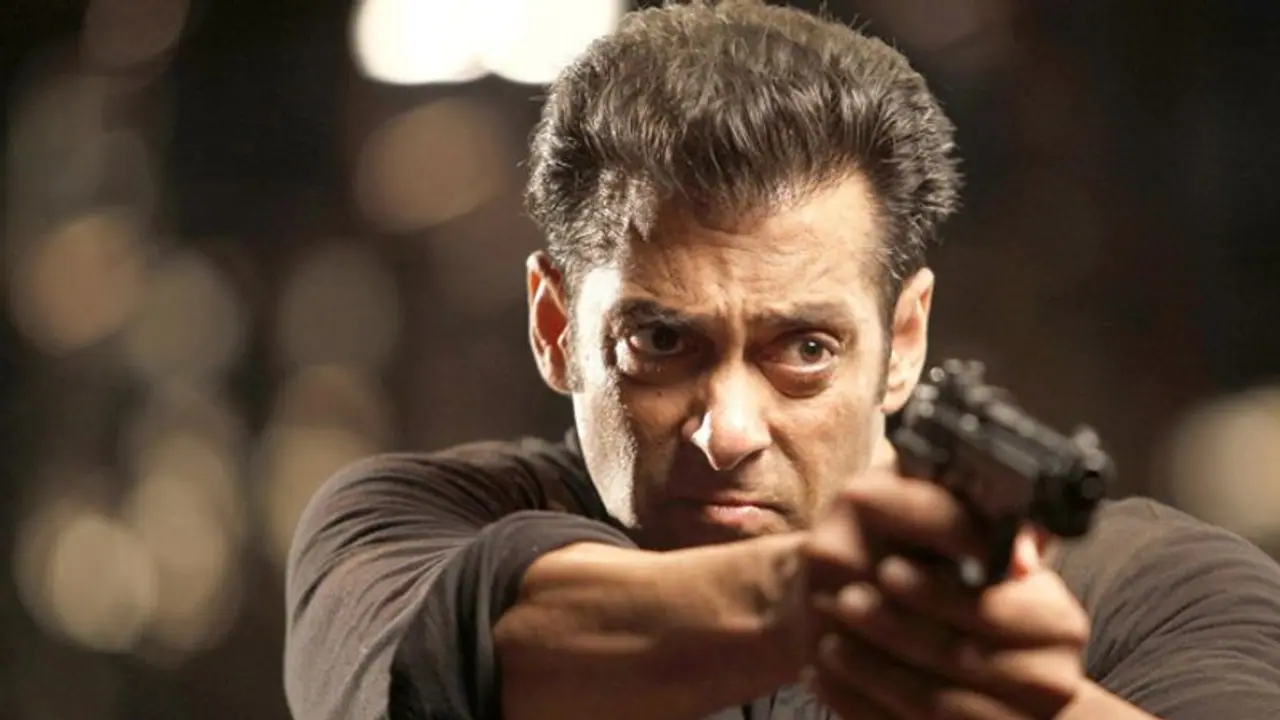 Salman Khan gets gun license for self defence post death threats (Report) Salman Khan gets gun license for self defence post death threats (Report)